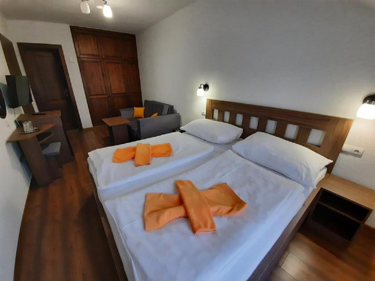 Hotel Flora Bešeňová Kültér fotó