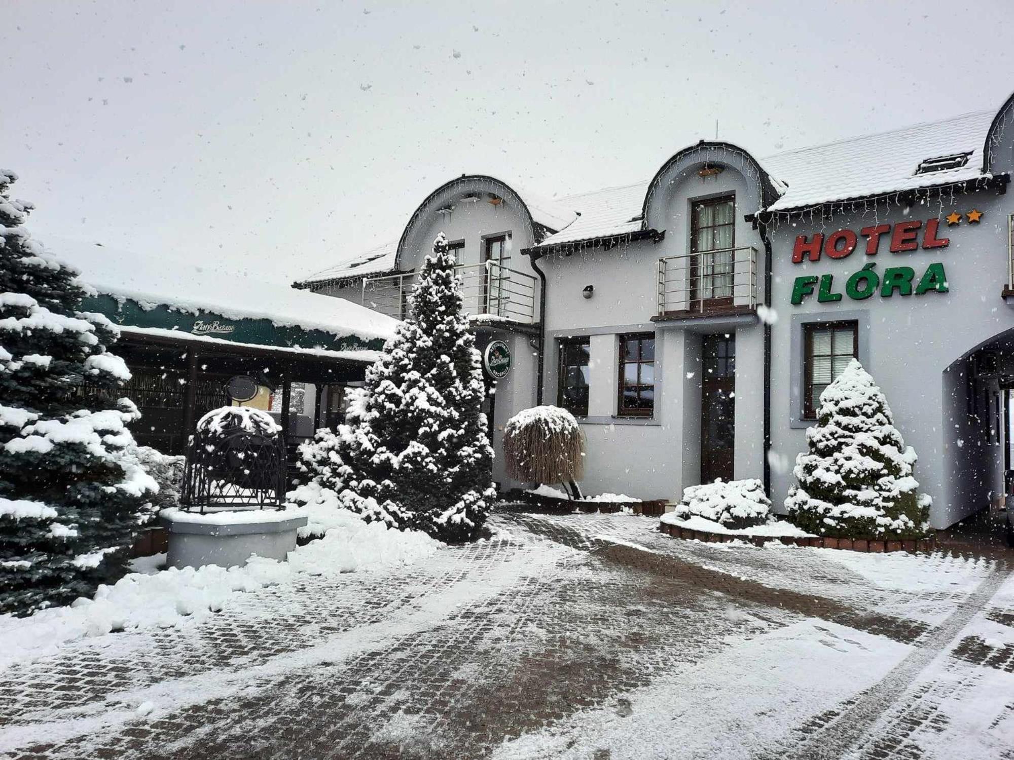 Hotel Flora Bešeňová Kültér fotó